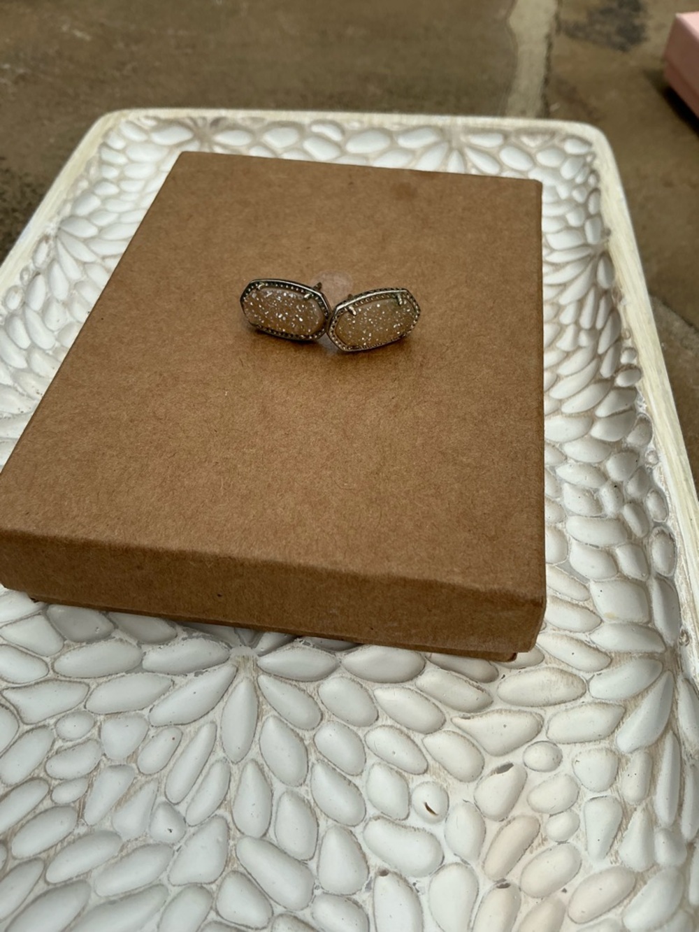 Kendra Scott Druzy Stud Earrings - Champagne Stone